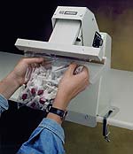  
 Selladoras de Bolsas con Bandeja, para una mayor comodidad y rendimiento 
 